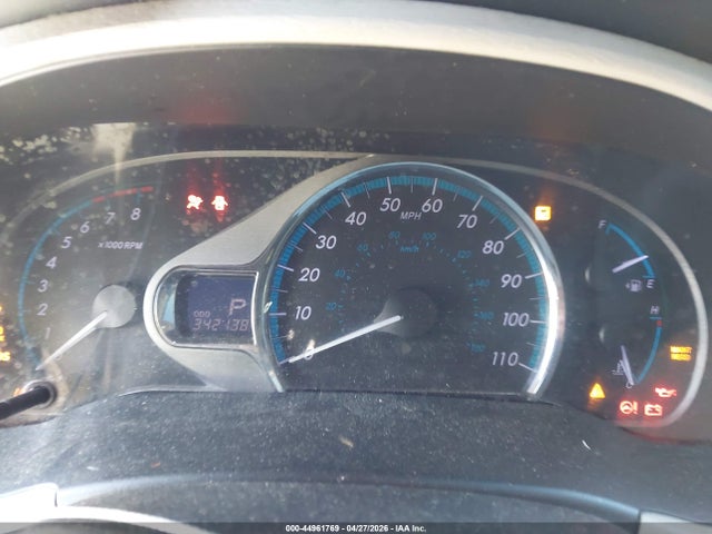 Toyota Sienna Xle V6 8 Passenger