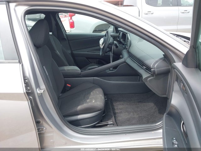 Hyundai ELANTRA Sel Sport