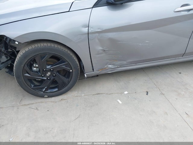 Hyundai ELANTRA Sel Sport