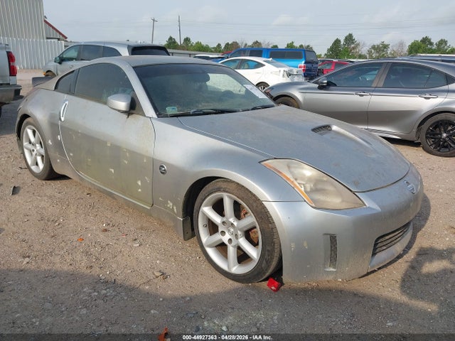 Salvage Nissan 350Z Image