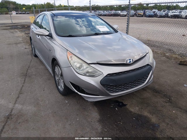 Salvage Hyundai SONATA Image