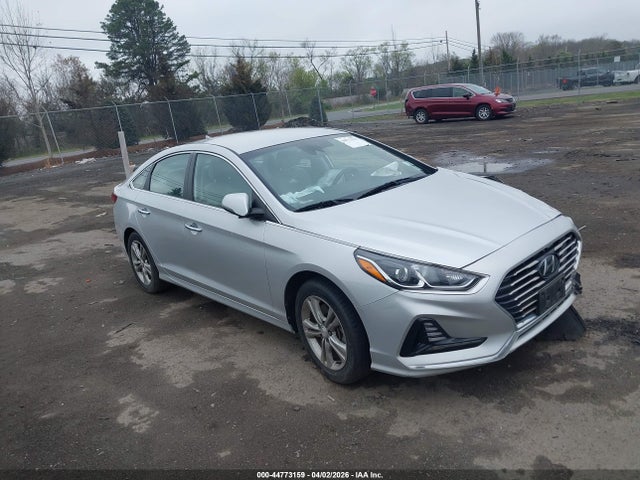 Salvage Hyundai SONATA Image