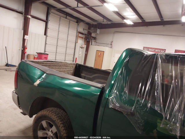 Ram 1500 Tradesman  4x4 5'7 Box