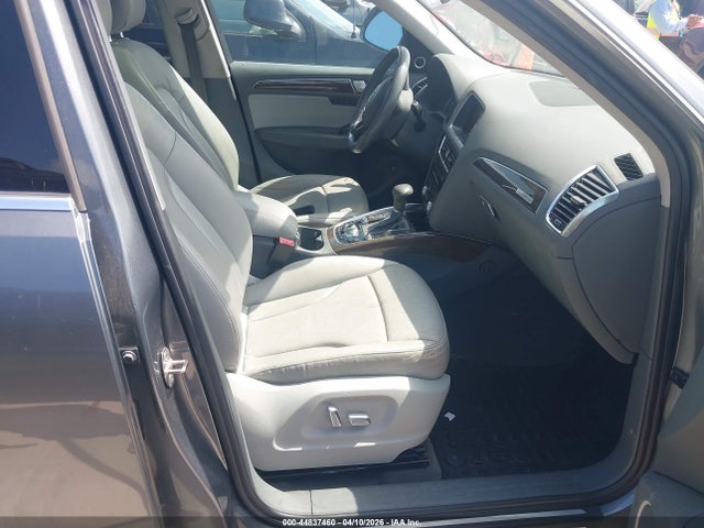 Audi Q5 2.0t Premium