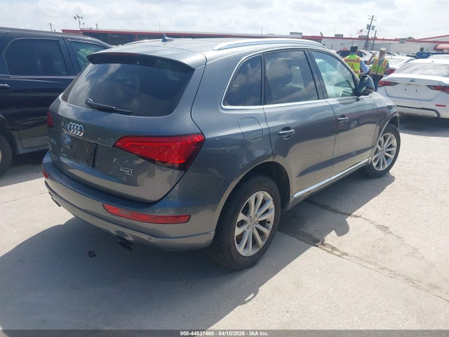 Audi Q5 2.0t Premium