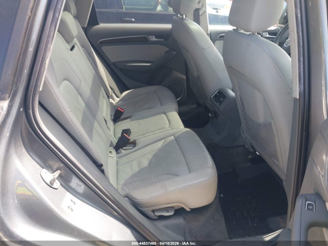 Audi Q5 2.0t Premium
