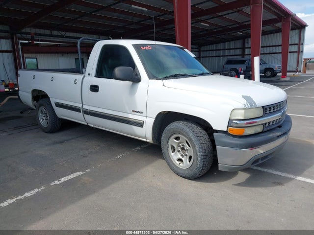 Salvage Chevrolet Silverado 1500 Image