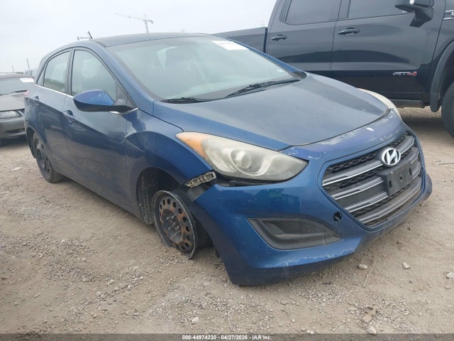Salvage Hyundai ELANTRA Image