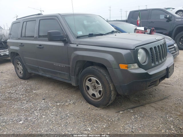 Salvage Jeep Patriot Image