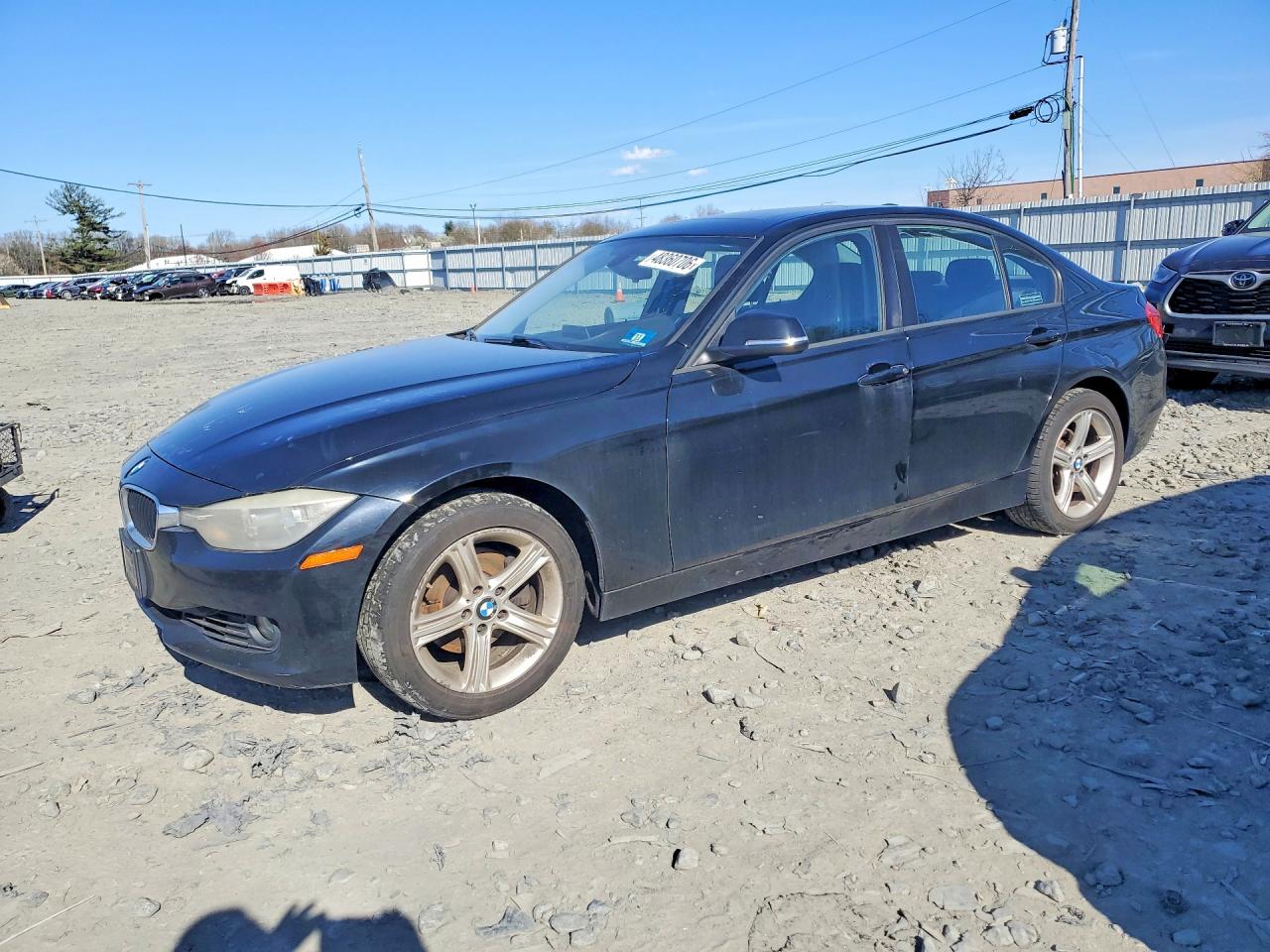Salvage BMW 3 Series Image