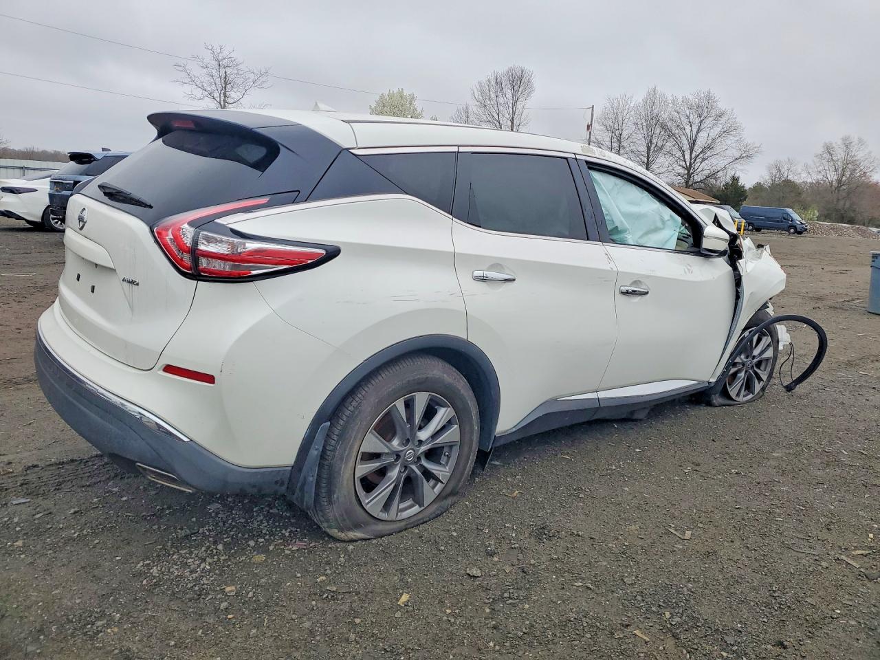 Nissan Murano S