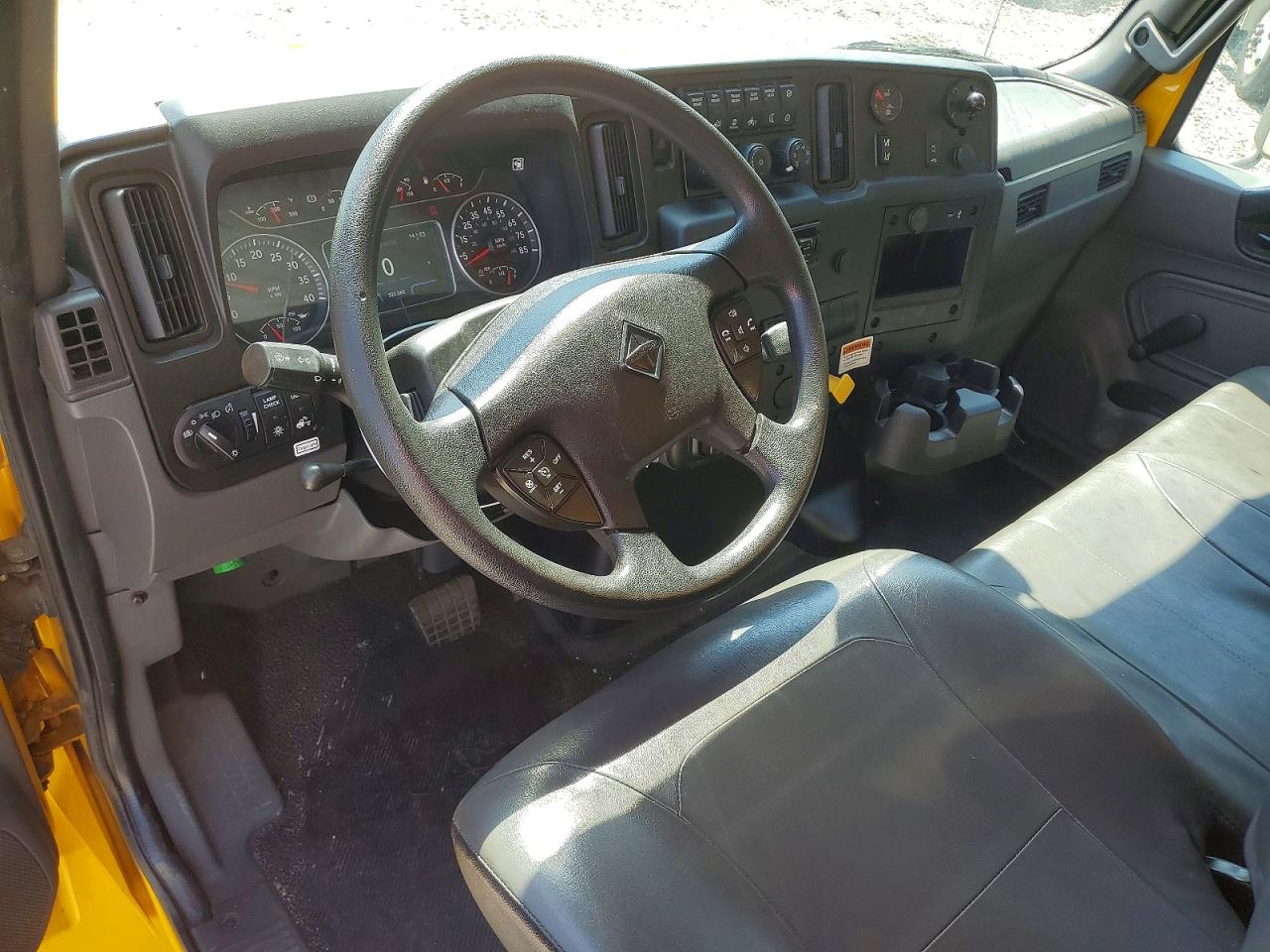 International Mv607