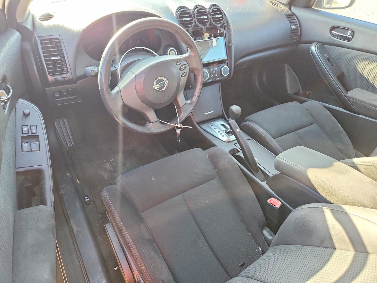 Nissan Altima S
