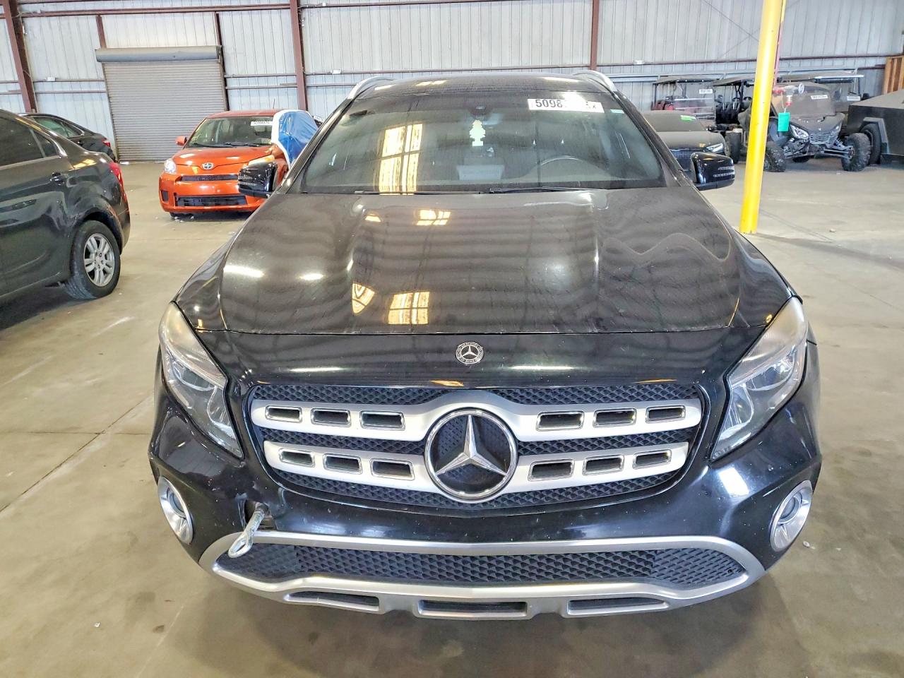 Mercedes-Benz GLA 250