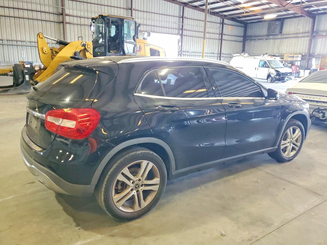 Mercedes-Benz GLA 250