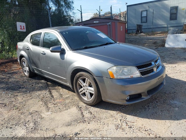 Salvage Dodge Avenger Image