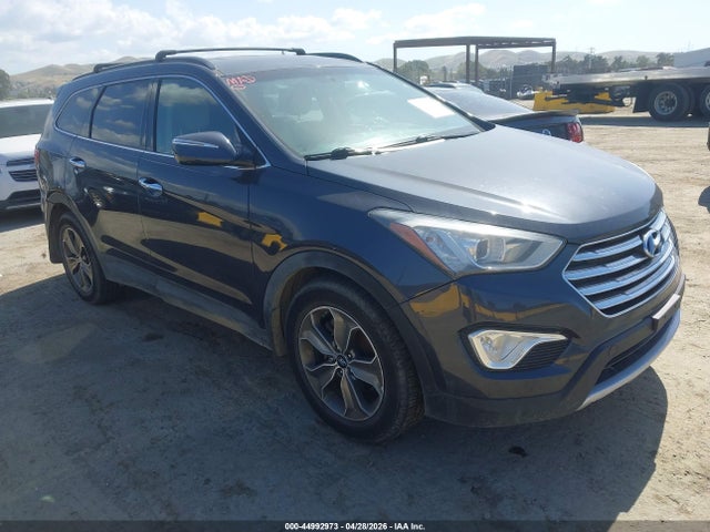 Salvage Hyundai SANTA FE Image