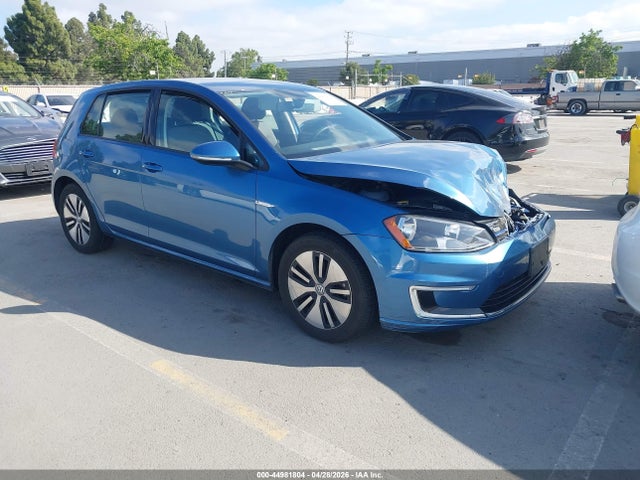Salvage Volkswagen e-Golf Image