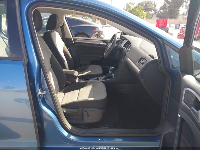 Volkswagen e-Golf Se