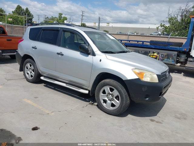 Salvage Toyota RAV4 Image