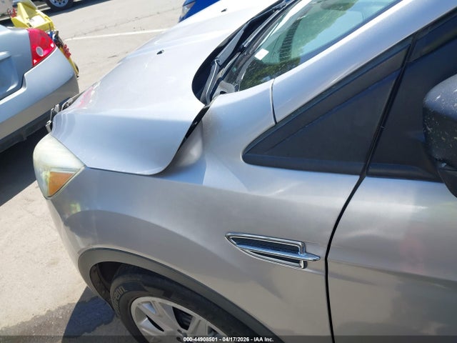 Ford Escape S