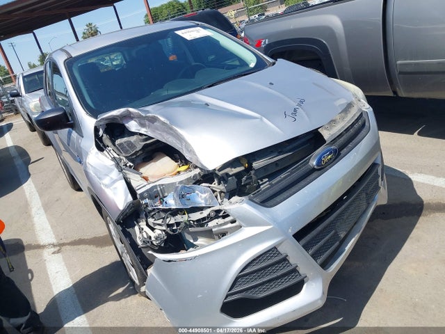 Salvage Ford Escape Image