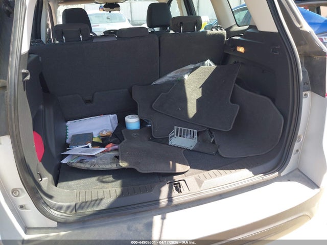 Ford Escape S