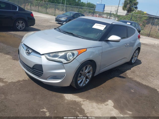 Hyundai VELOSTER