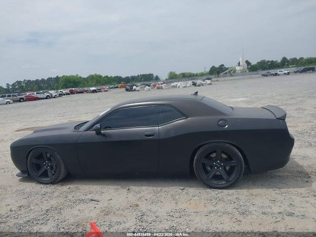 Dodge Challenger Srt Hellcat