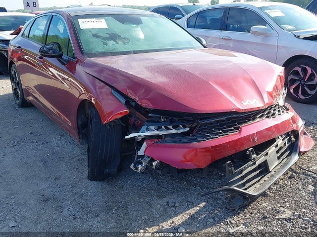 Salvage Kia K5 Image