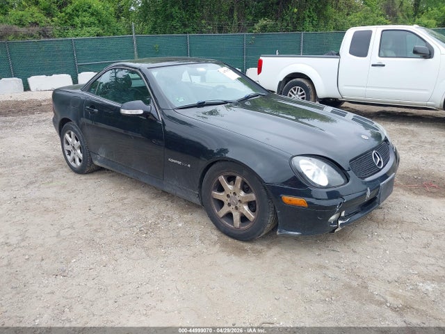 Salvage Mercedes-Benz Slk-class Image