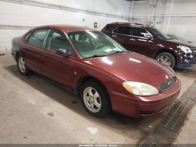 Salvage Ford Taurus Image