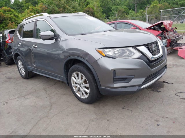 Salvage Nissan Rogue Image
