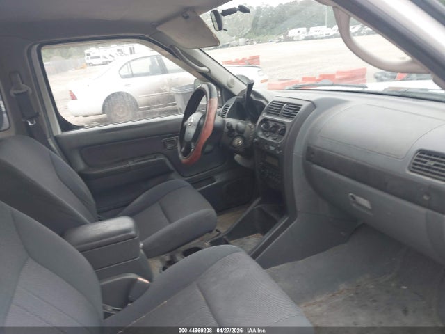 Nissan Frontier Xe