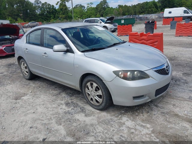 Salvage Mazda Mazda3 Image