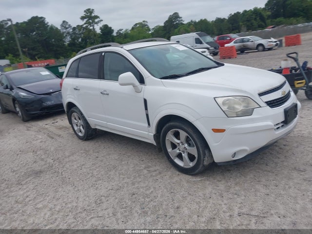 Salvage Chevrolet Captiva Image