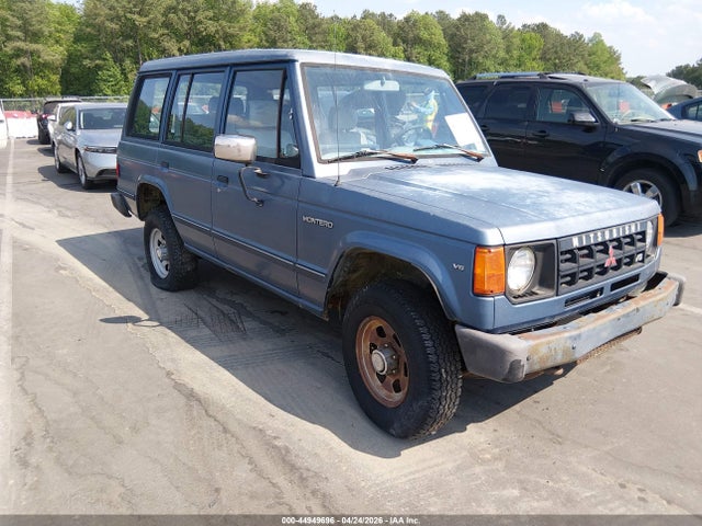 Salvage Mitsubishi Montero Image