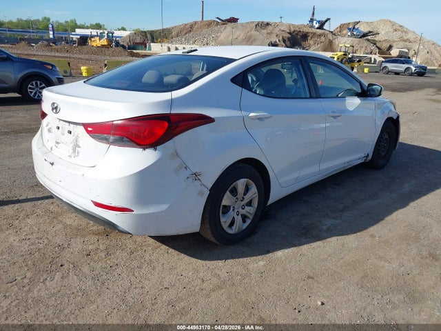 Hyundai ELANTRA Se