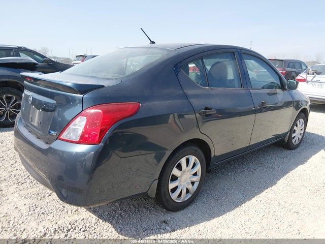 Nissan Versa 1.6 S+