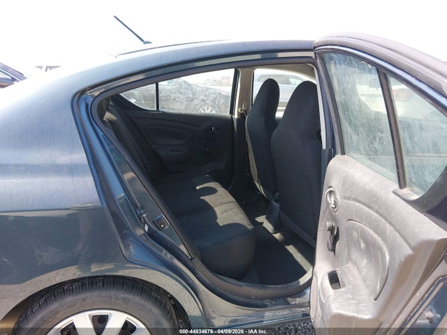 Nissan Versa 1.6 S+