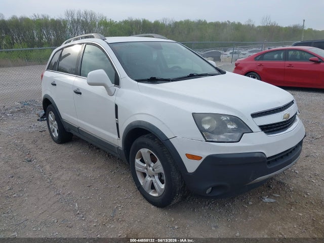 Salvage Chevrolet Captiva Image