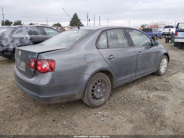 Volkswagen Jetta S