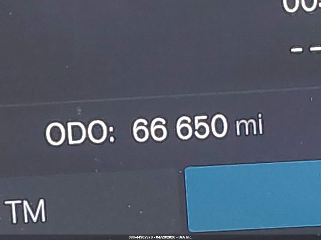 Volvo XC40 B5 Plus Bright Theme