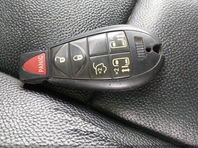 Chrysler Town & Country Touring