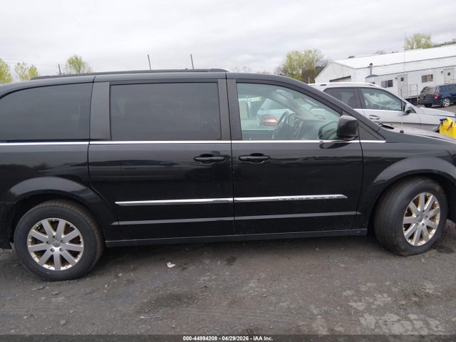 Chrysler Town & Country Touring