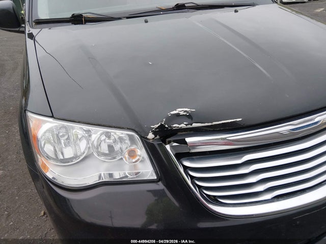 Chrysler Town & Country Touring
