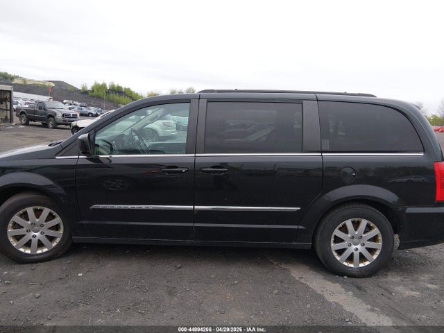 Chrysler Town & Country Touring