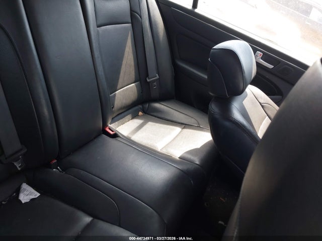 Hyundai Genesis 3.8
