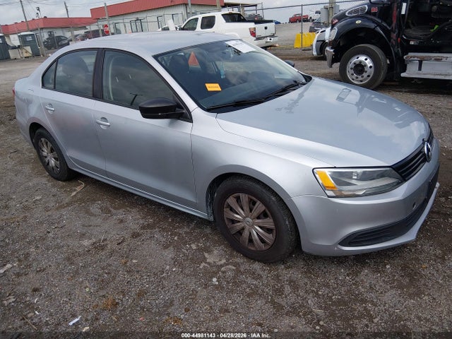 Salvage Volkswagen Jetta Image