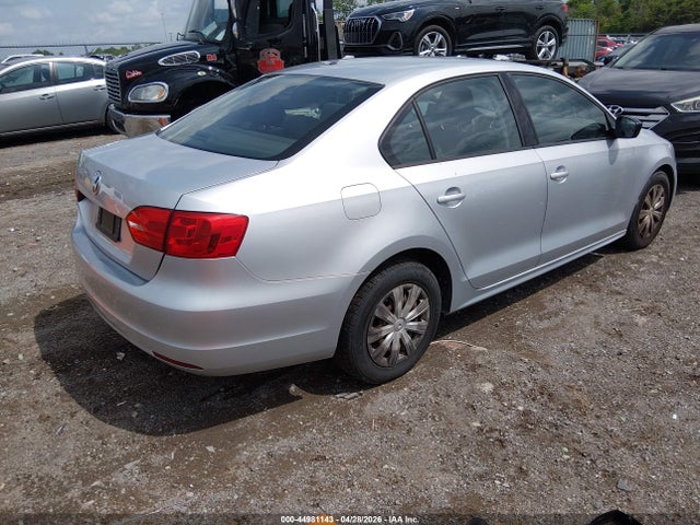 Volkswagen Jetta 2.0l S